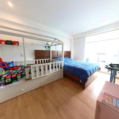 VENTA DE LINDO DEPARTAMENTO 2° PISO EN JACARANDAS, URB. SANTA VICTORIA